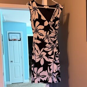 Black & White Floral Wrap-Style Women's Dress